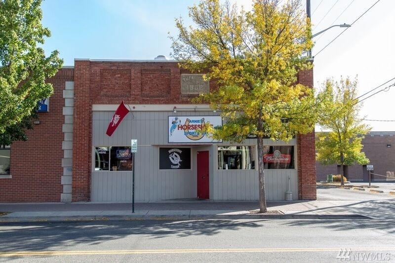 106 3rd Ave - Photo 1