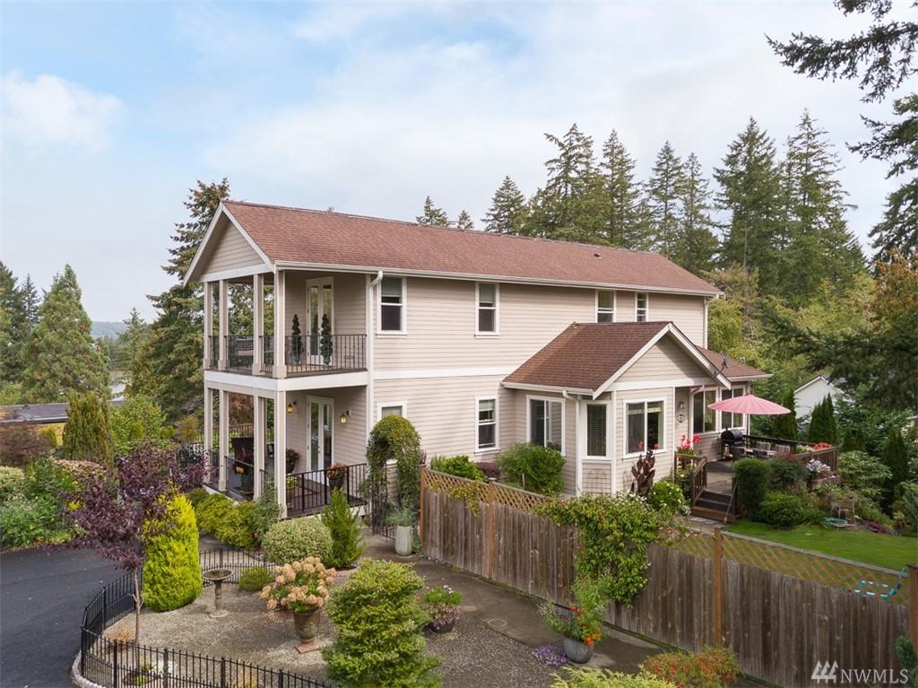 7114 Bayview Dr - Photo 1