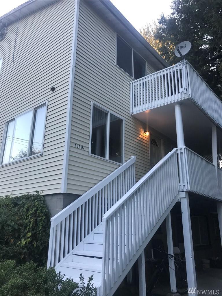 13615 52nd Ave - Photo 1