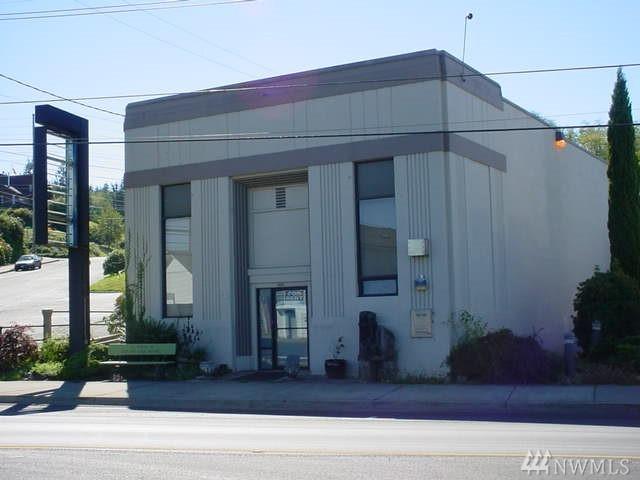 900 Robert Bush Dr - Photo 1