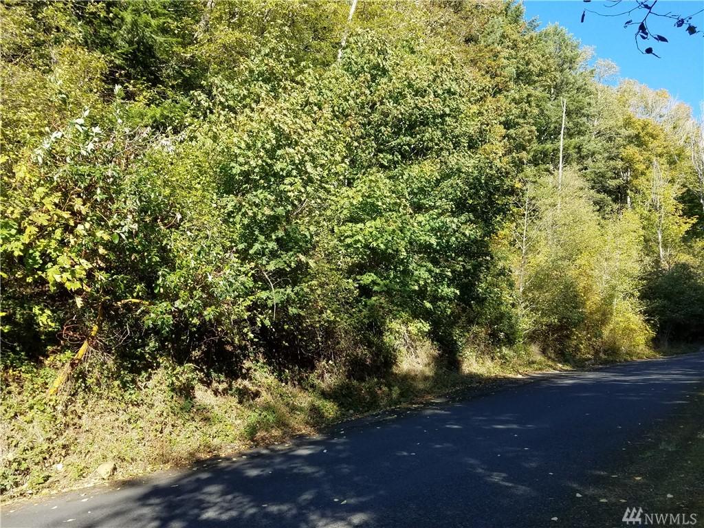 18 Maple Ridge Rd - Photo 1