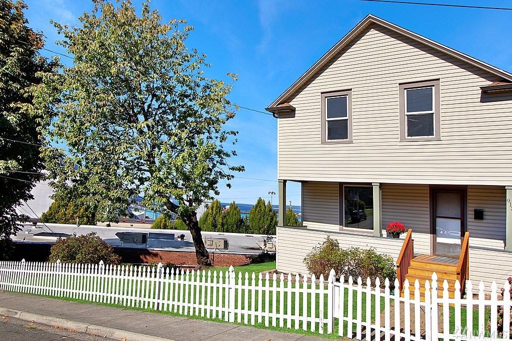 913 Wall St - Photo 1