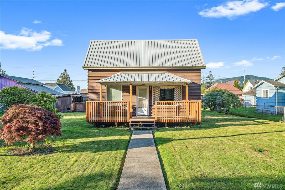 209 Cowlitz St - Photo 1