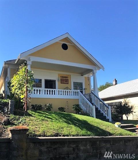 1127 Highland Ave - Photo 1