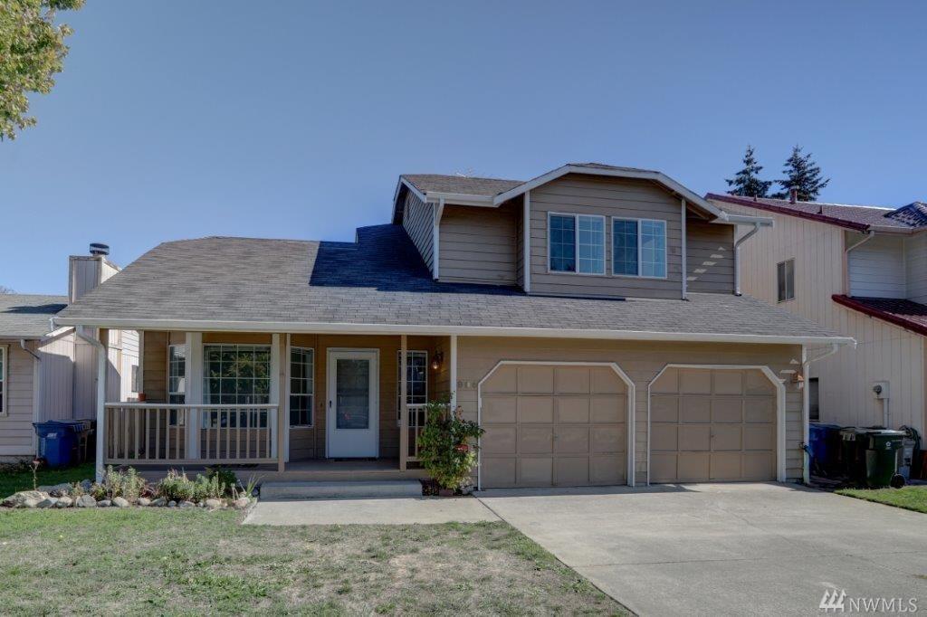 906 4th Ave - Photo 1