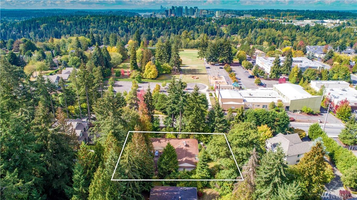 608 140th Ave - Photo 1
