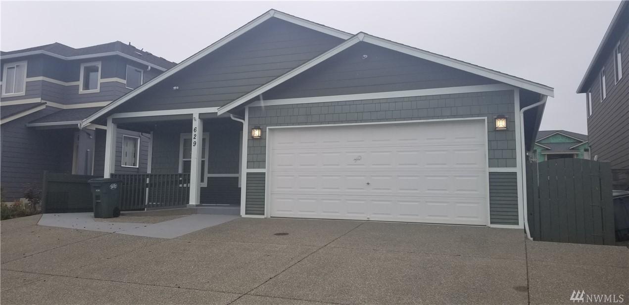 629 204th St Ct - Photo 1
