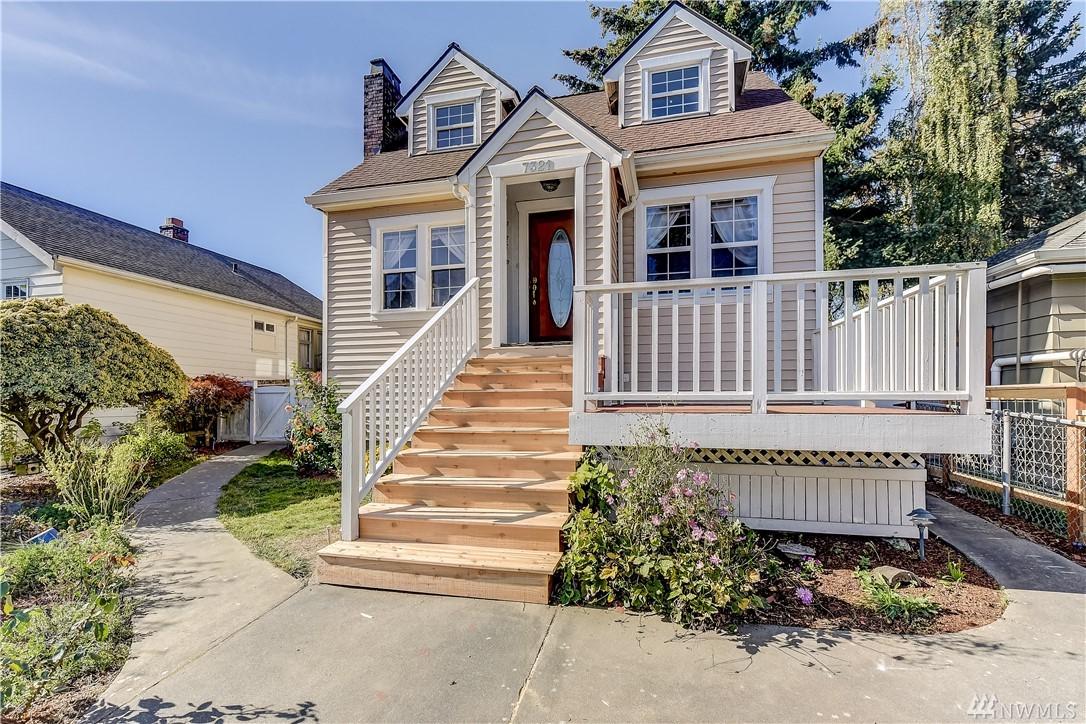 7321 32nd Ave - Photo 1