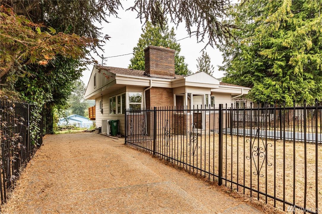 8621 Renton Ave - Photo 1
