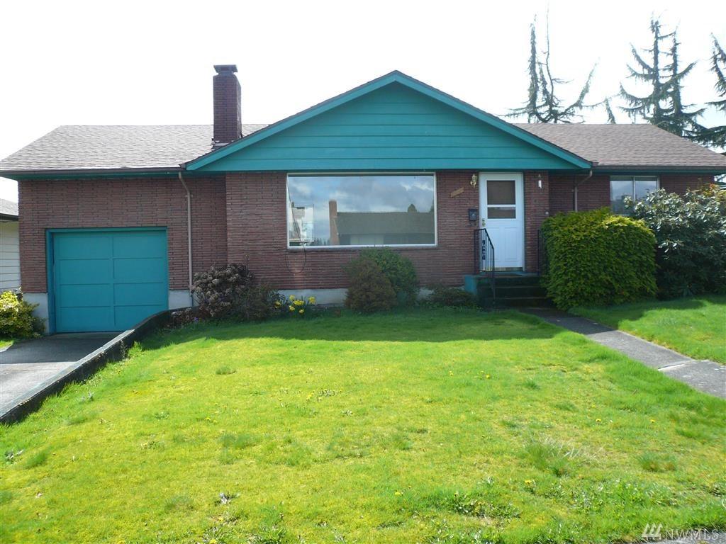 2212 Oklahoma Ave - Photo 1