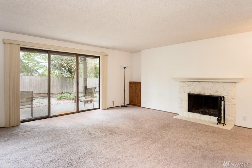 1511 Eagle Ridge Dr - Photo 1