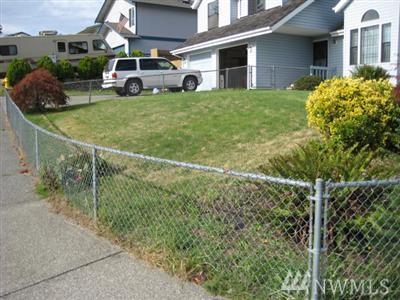 6135 36th St - Photo 1
