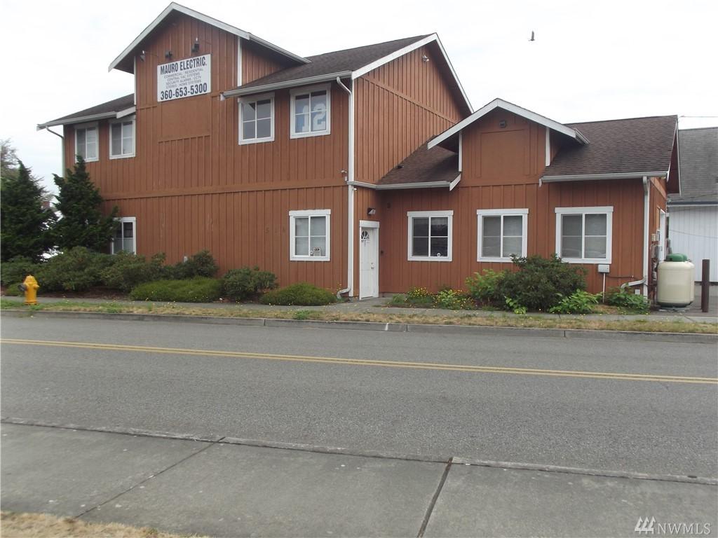 514 Ash Ave - Photo 1