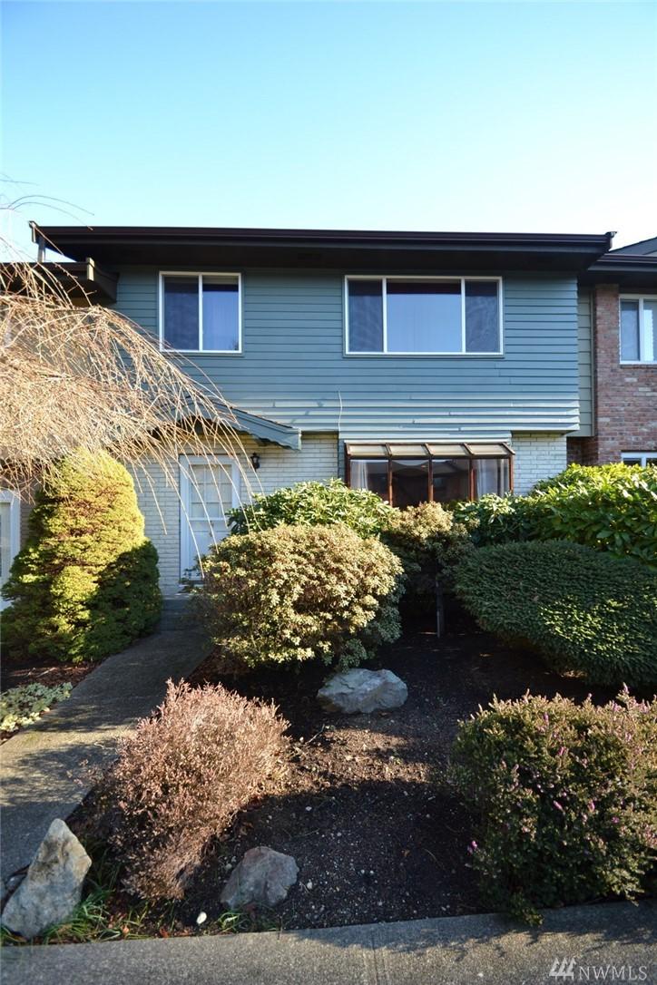 1551 195th St - Photo 1