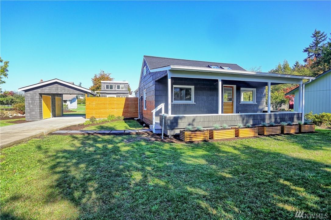 307 Montgomery St - Photo 1