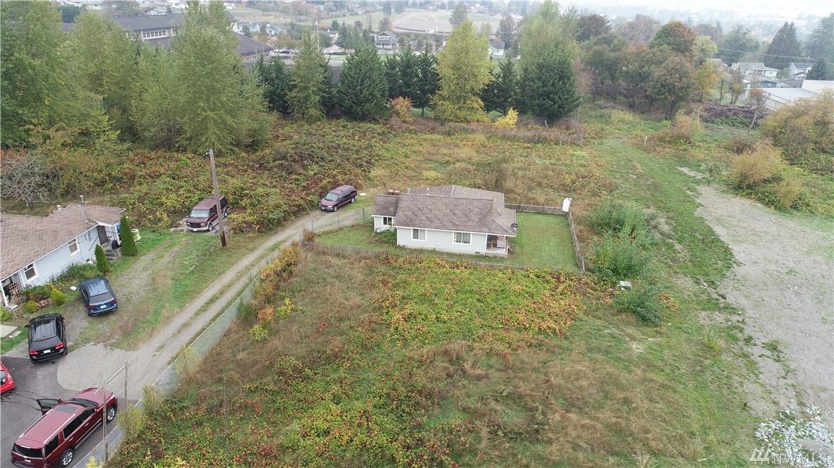 3854 N St - Photo 1