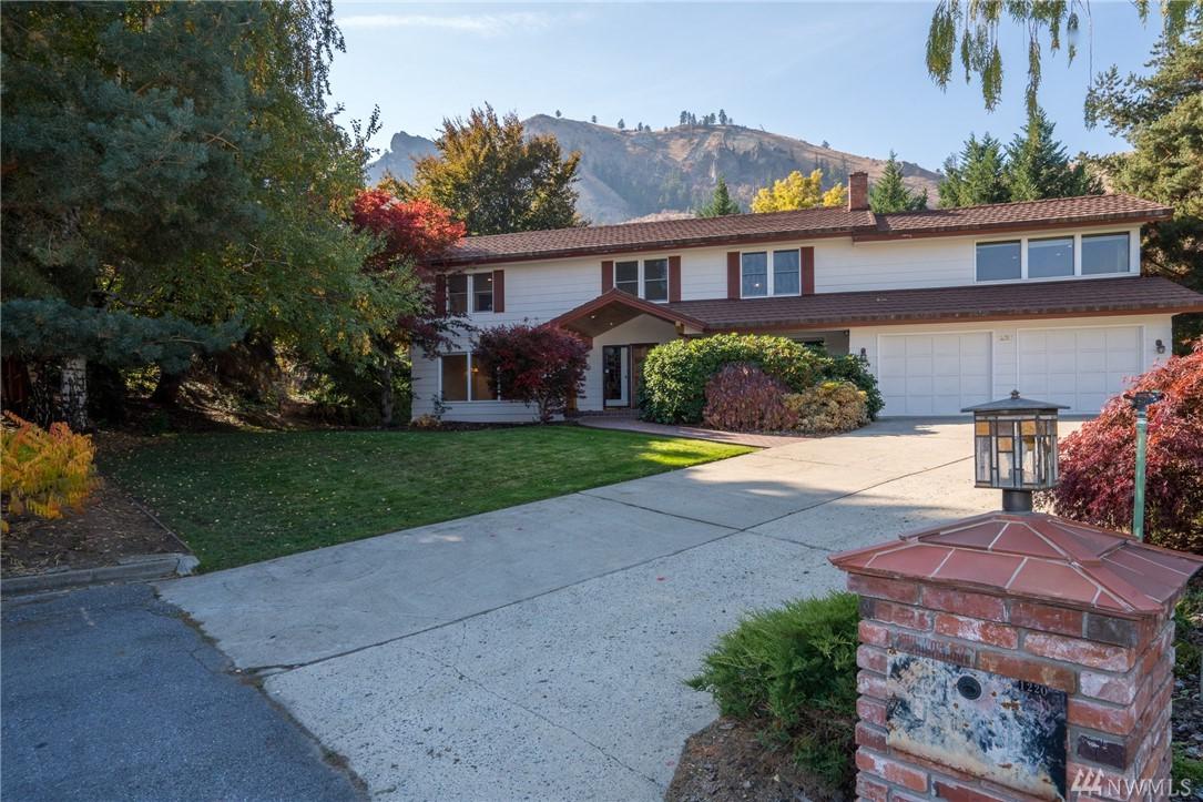 1220 Summerhill Place - Photo 1