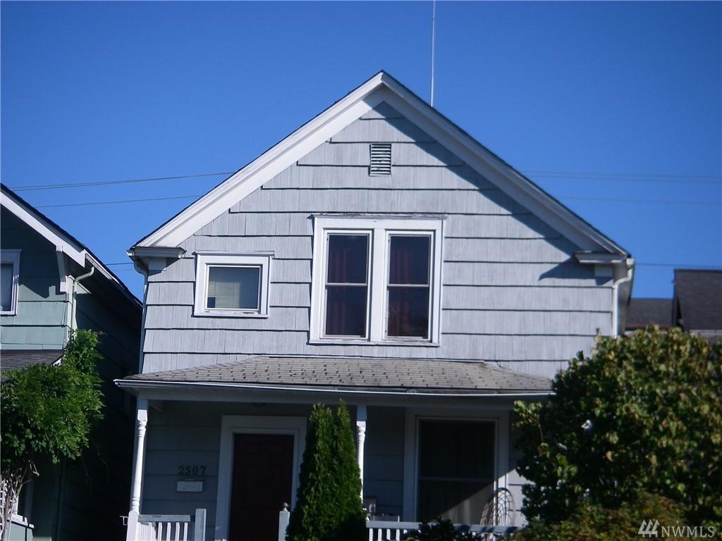 2507 Grand Ave - Photo 1