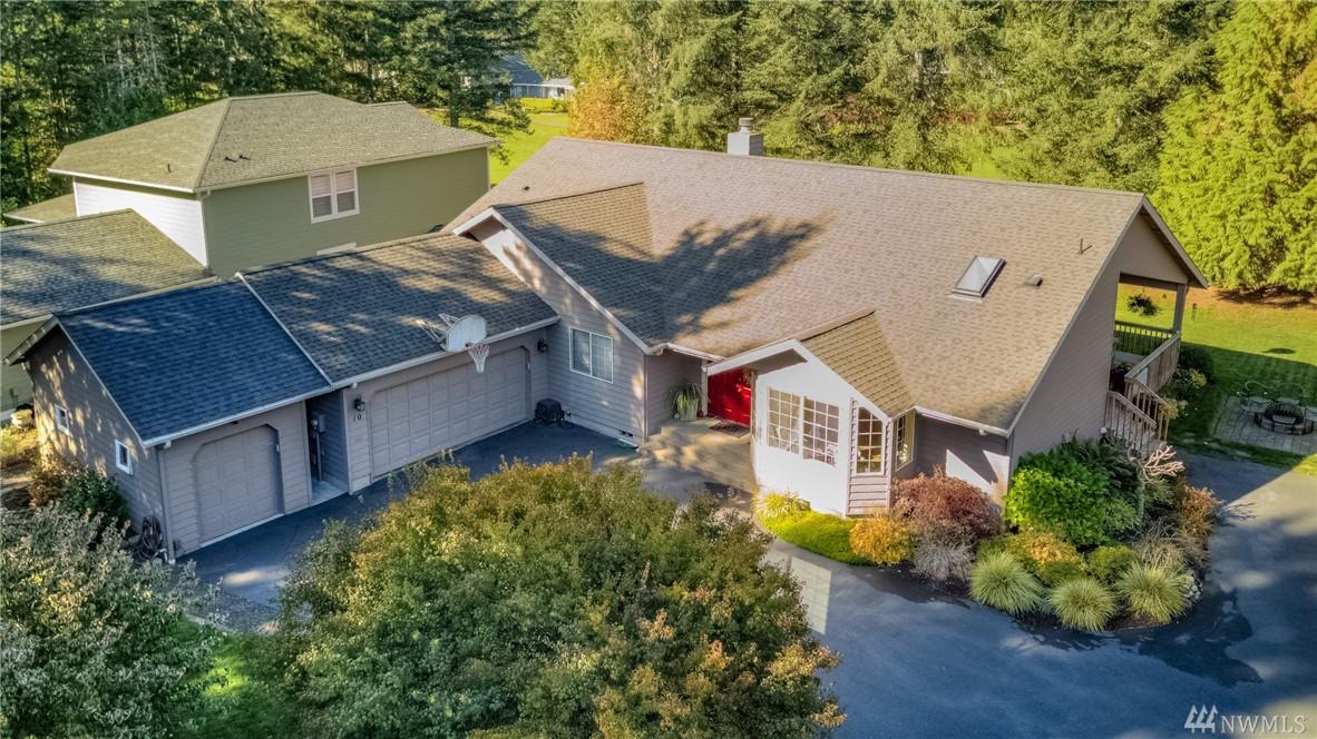 10 Eastwood Lane - Photo 1