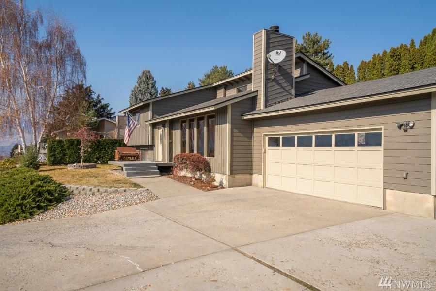 725 Vista View Place - Photo 1