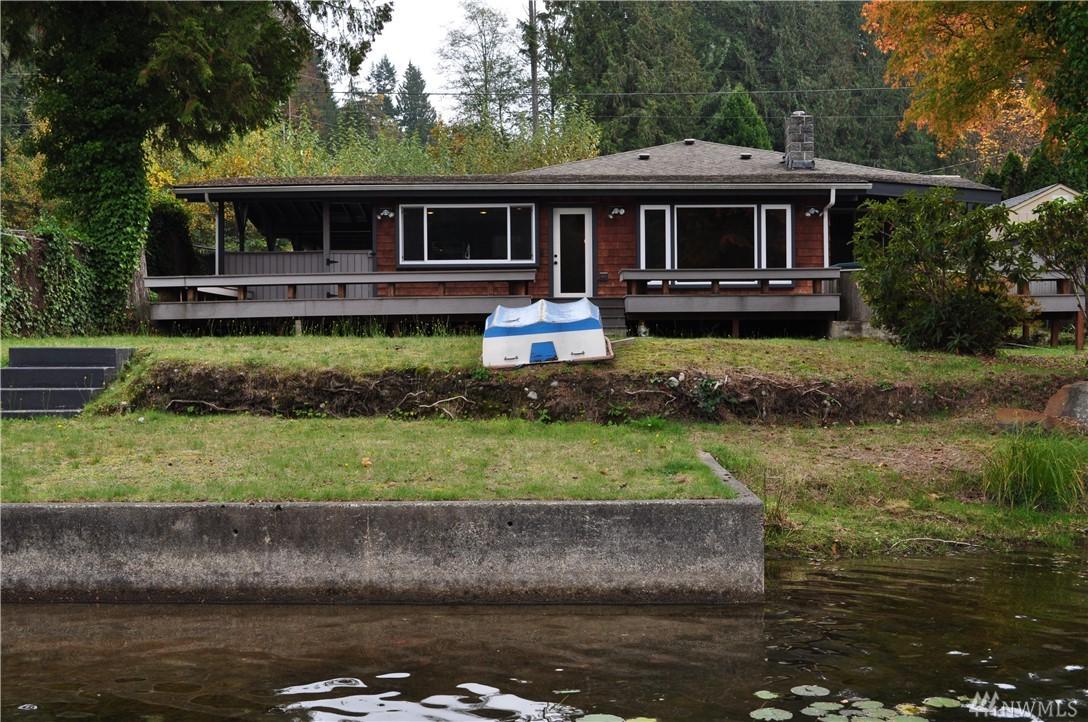 2714 Middle Shore Rd - Photo 1