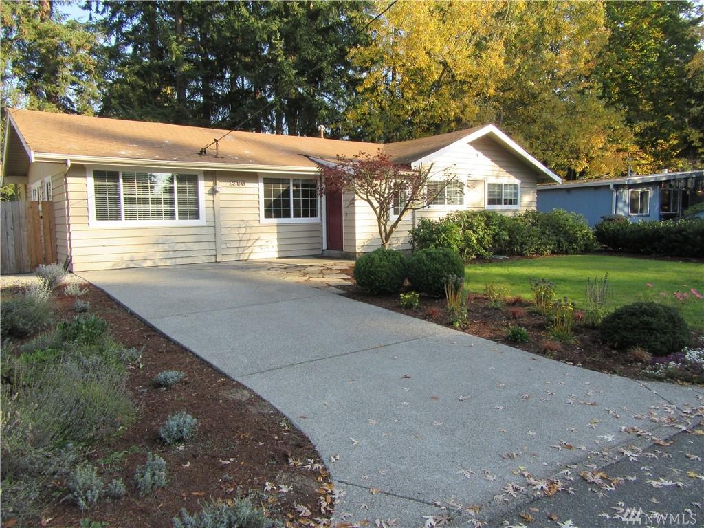 1380 165th Ave - Photo 1