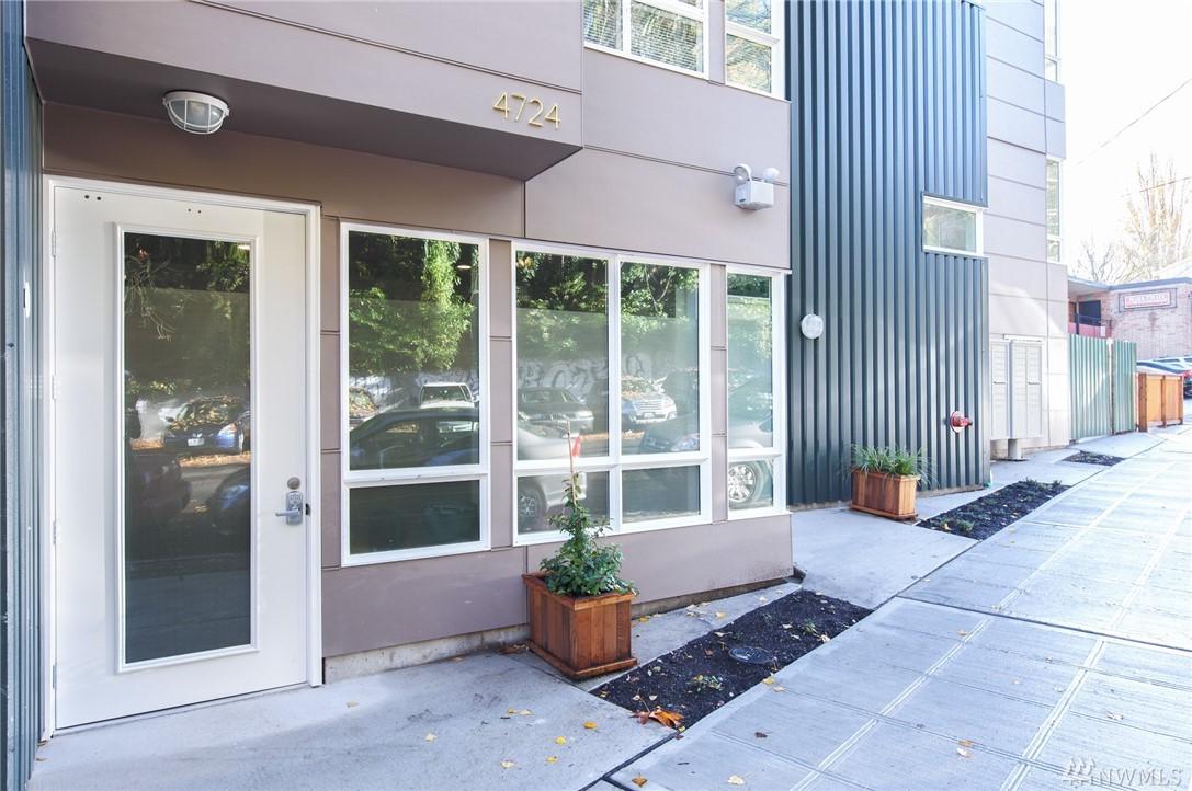 4724 22nd Ave - Photo 1