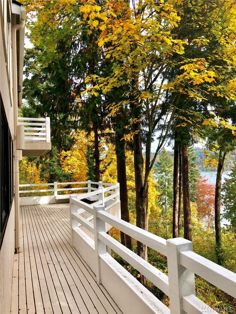 1620 Lake Sammamish Pkwy - Photo 1