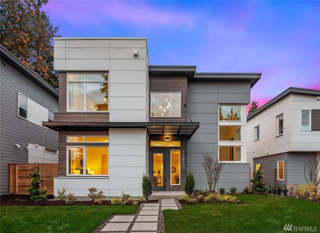 11225 132nd Ave - Photo 1