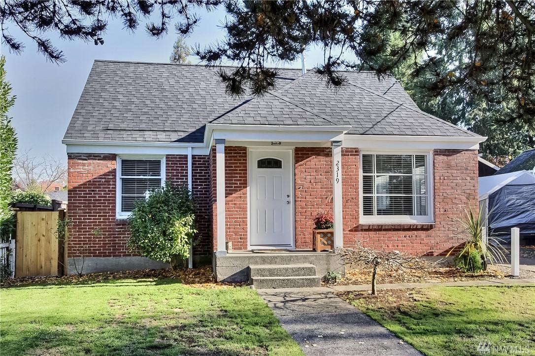 2319 Mtn View Ave - Photo 1