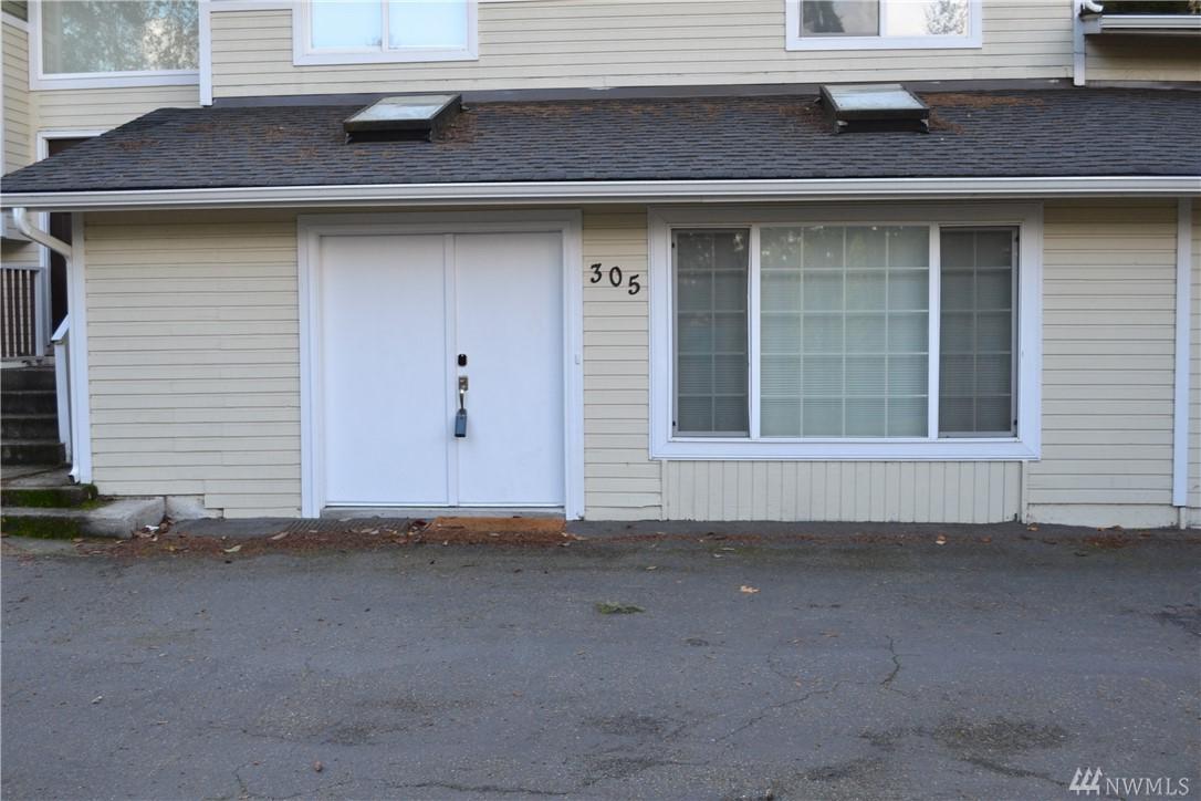 305 216th St - Photo 1