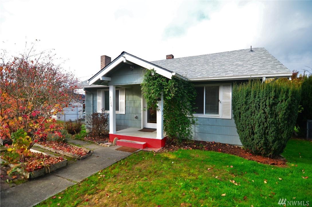 4526 Bell St - Photo 1