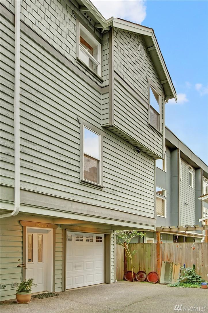 1411 60th St - Photo 1