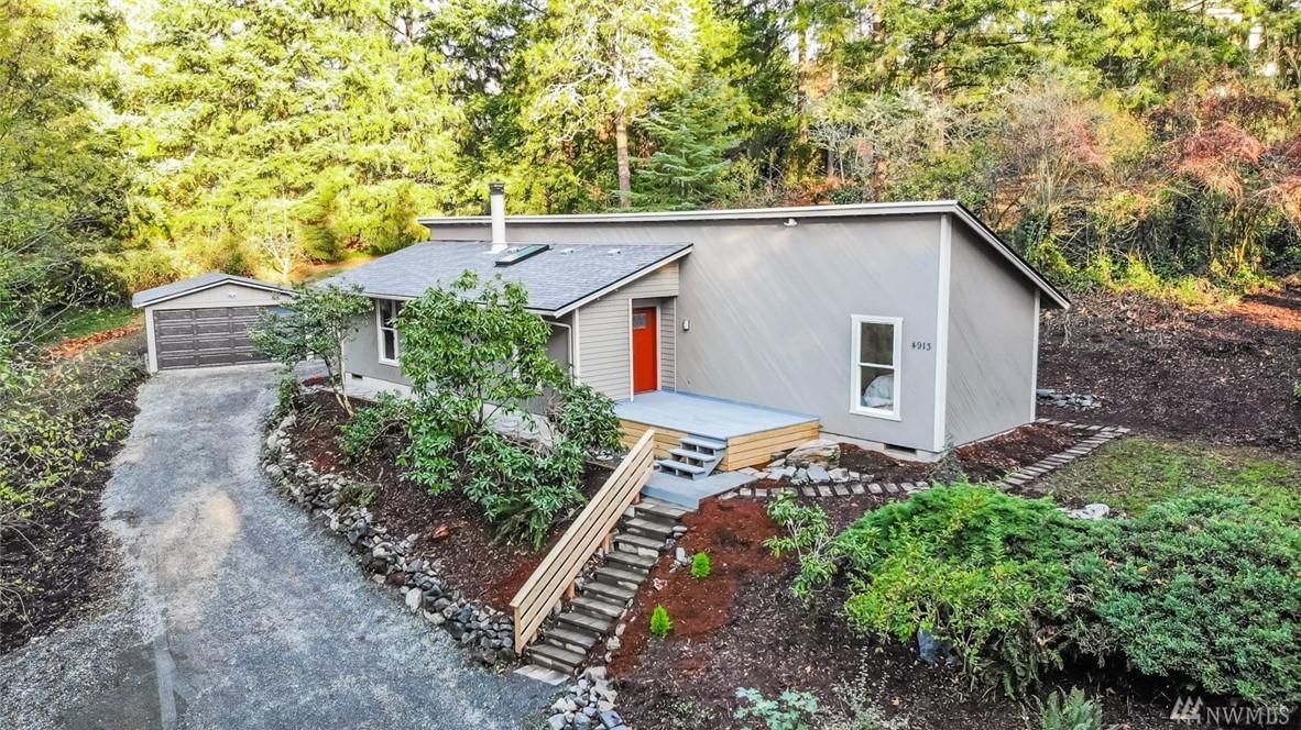 4913 120th Ave - Photo 1