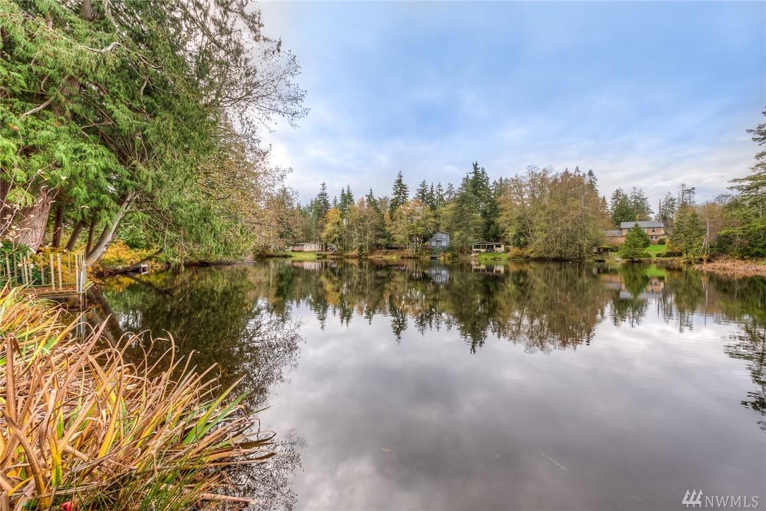 1781 Lake Dr - Photo 1