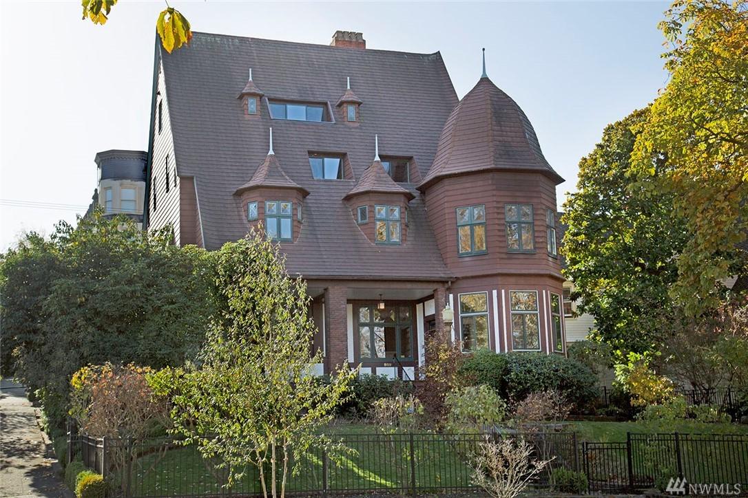 802 Yakima Ave - Photo 1