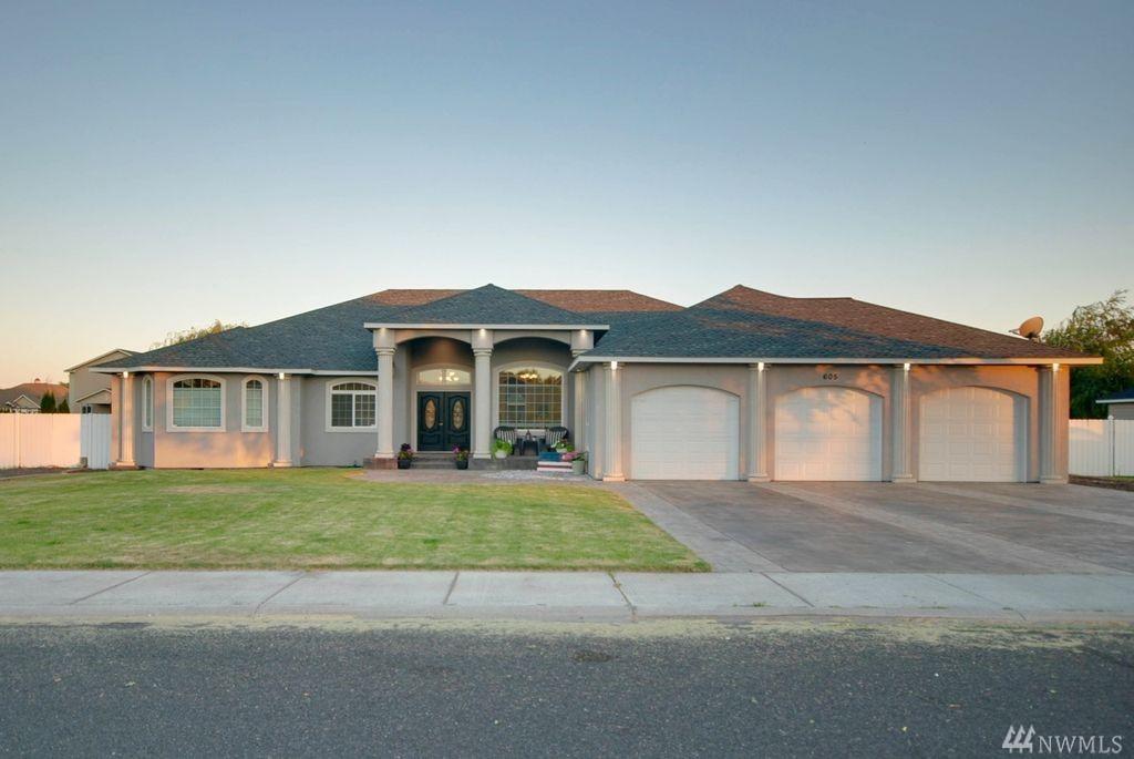 605 Lupine Dr - Photo 1