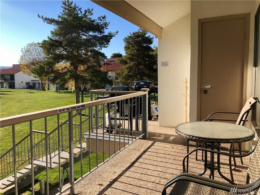 8903 Crescent Bar Rd - Photo 1
