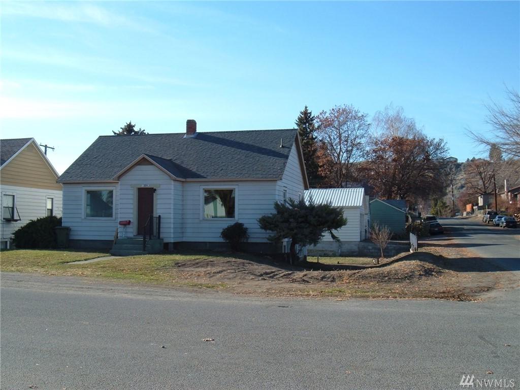 304 Cedar St - Photo 1