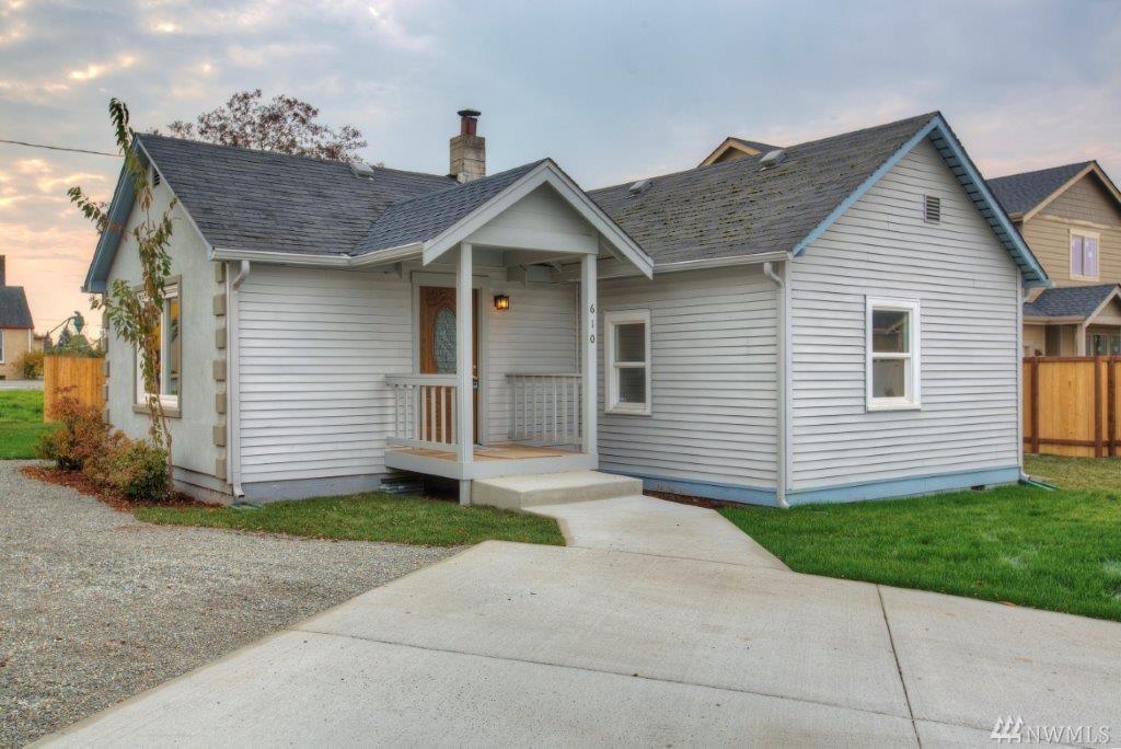 610 57th Street Ct - Photo 1