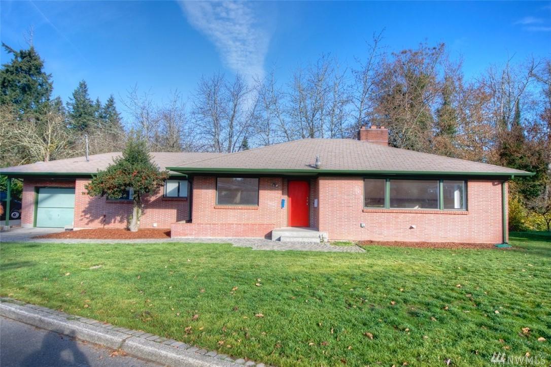 1030 Carlyon Ave - Photo 1