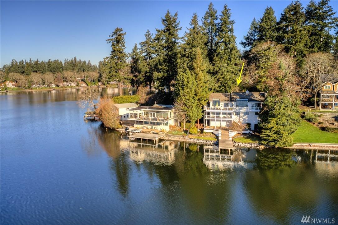 10228 Green Lane - Photo 1