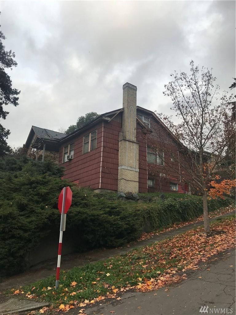 2978 36th Ave - Photo 1