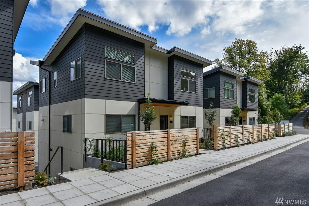 8718 42ND Ave - Photo 1