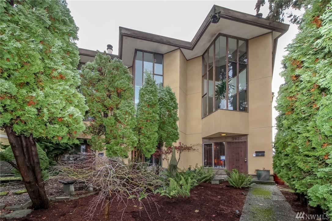 3921 Angeline St - Photo 1