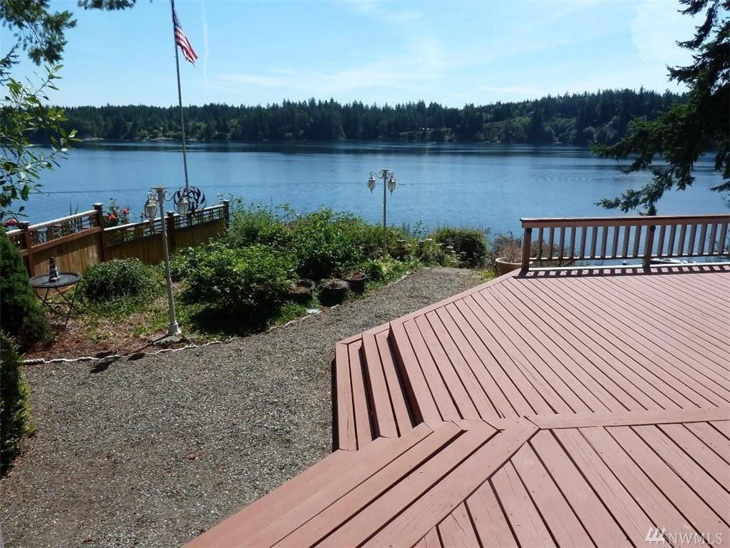 1350 Island View Rd - Photo 1