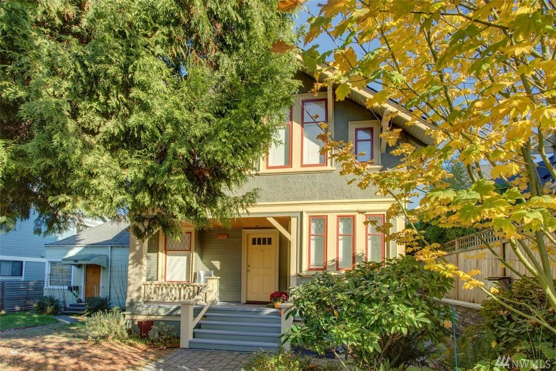 2106 6th Ave - Photo 1