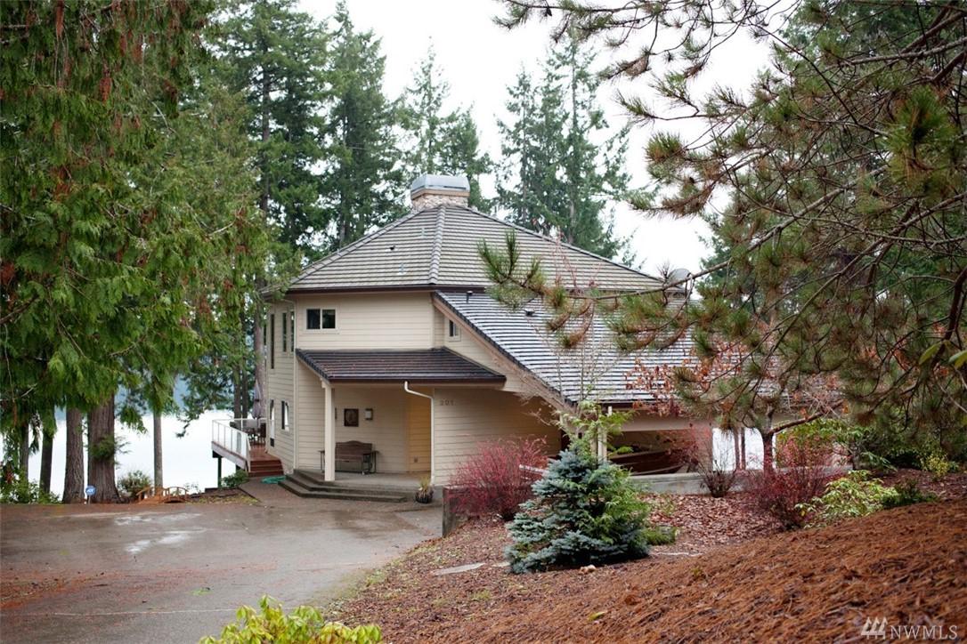 301 Robbins Rd - Photo 1