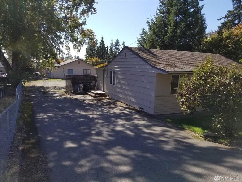7302 210 St - Photo 1