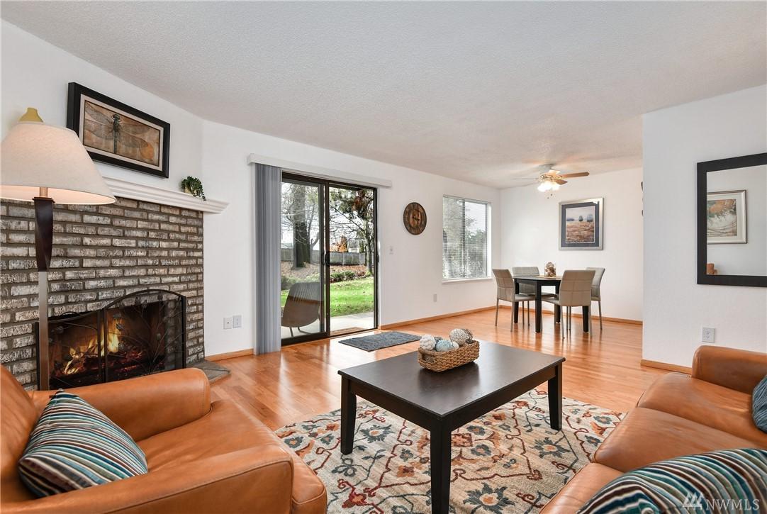 10005 235th St - Photo 1